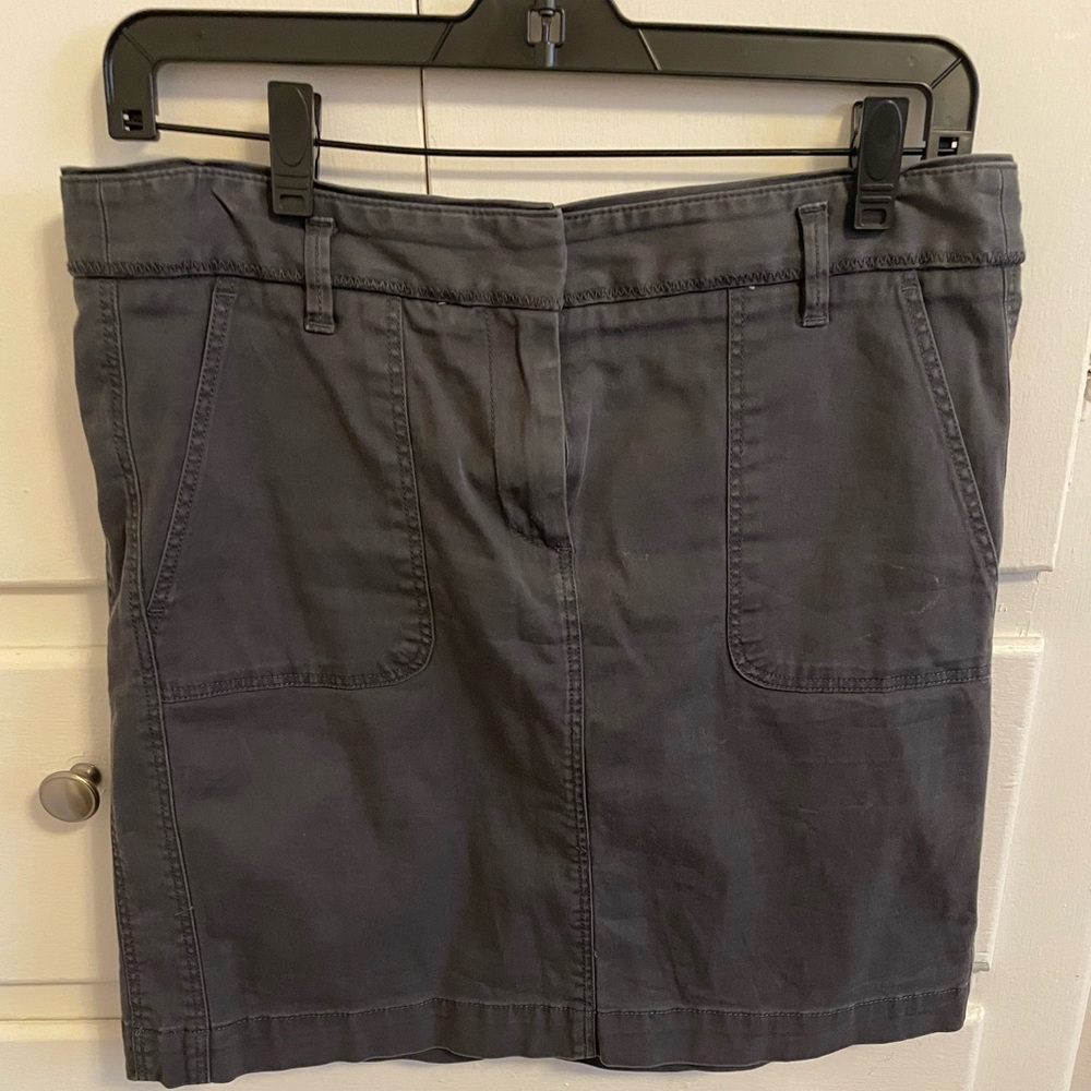 Loft mini cargo skirt
